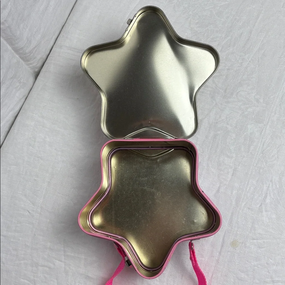 Vintage 2000 Power Puff Girls Jigsaw Puzzle and Star Tin Box Purse